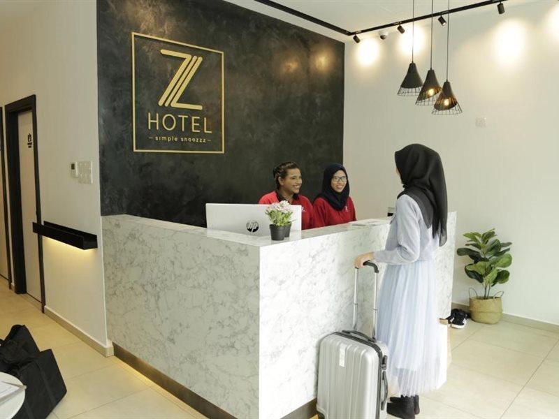 แซด โฮเต็ล อารา ดามันซารา แอลอาร์ที มอลล์ แอร์พอร์ต Hotel เปอตาลิงจายา ภายนอก รูปภาพ